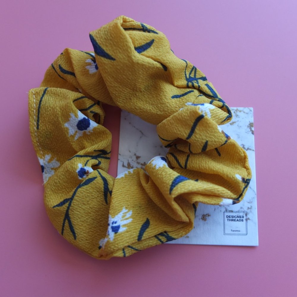 Floral Scrunchie - On Copacabana - Picture 2 of 8